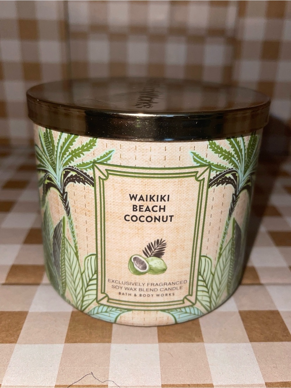 BATH & BODY WORKS WAIKIKI BEACH COCONUT 3 WICK CANDLE